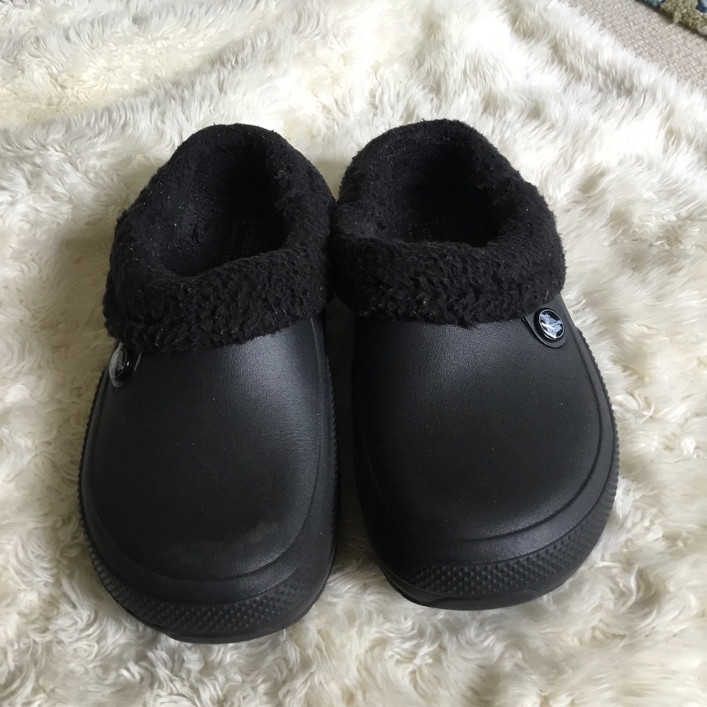 CROCS Woman’s Black Fuzzy Lined Slip-Ons